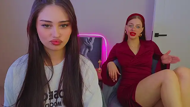 Sofia_Plump live