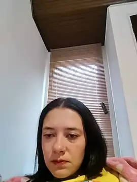 Isabella_21x live