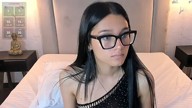 Chloe_Madison_ live