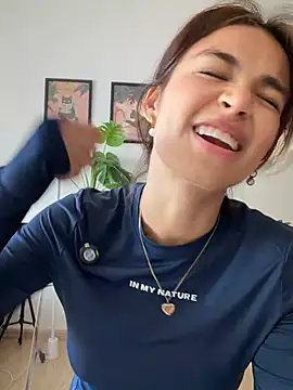 Adriennesexxx live