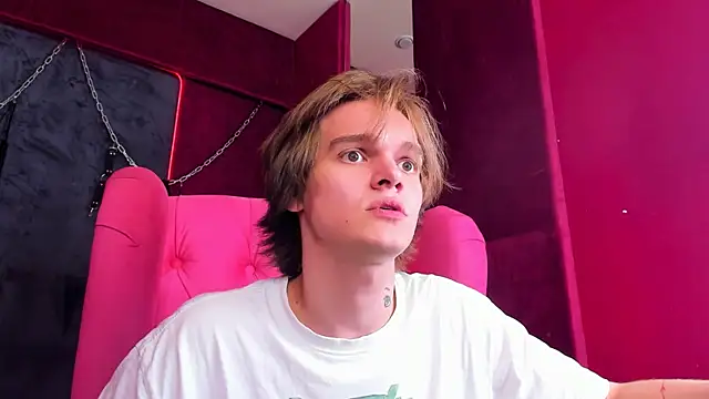 Stephen_Holt live