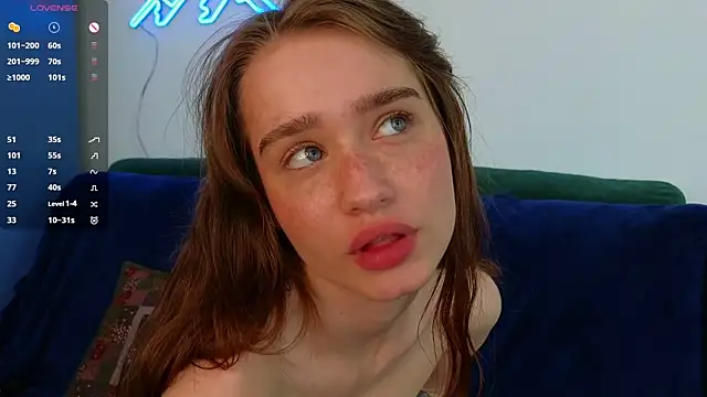 AliviaWithLove live