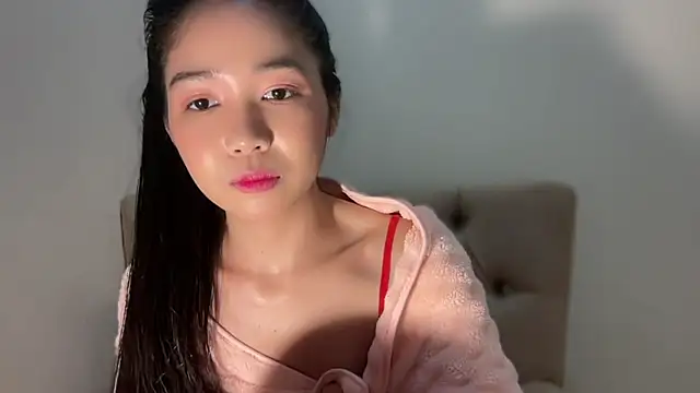 Angelic_bitchy live