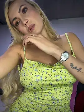 alicev_kitty live