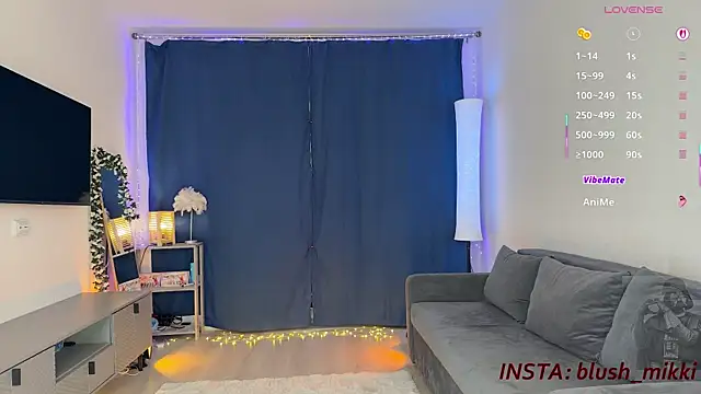 mikkixmeow live