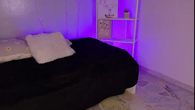 Annavic__ live