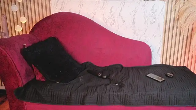 Isabella_lt live