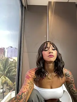 LizStorm_ live