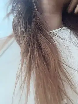 AnitaFly live
