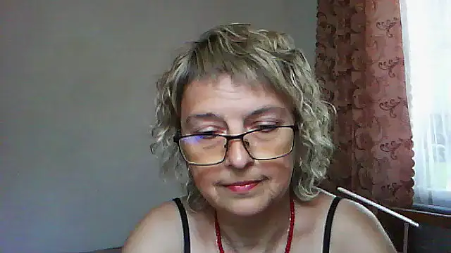 ElizabethGorden live