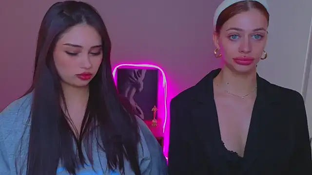 Sofia_Plump live