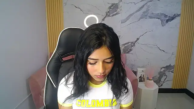 HotStreawberry_ch live