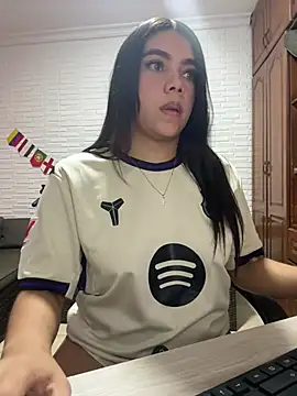 Luna_rousse26 live