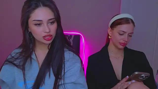 Sofia_Plump live