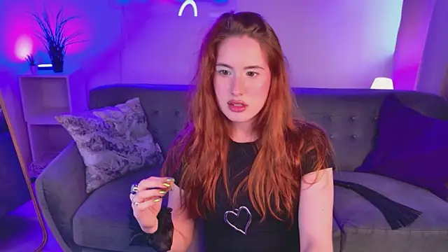 ChloeAster live
