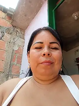 Mother-Big-tits live