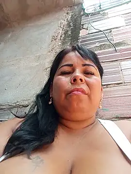 Mother-Big-tits live