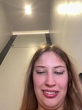 blonde_exe live
