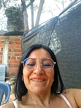 maturexxxnaughty live