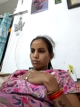 Sexy-Kajal2 live