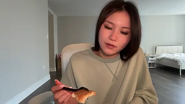 luvvivii live