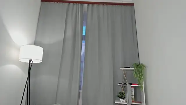 LisaGinder live