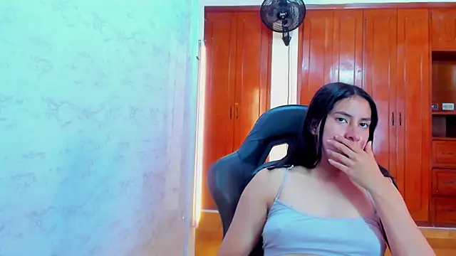 Soffy_and_Emily live