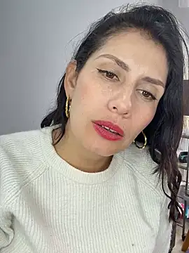 Alysson-- live