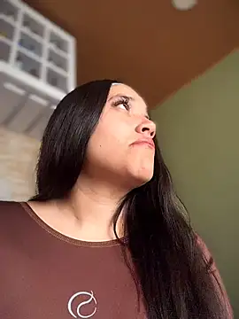 Veronica_Wins_ live