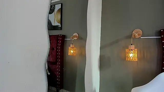angela_nix live