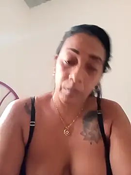 candelahot10 live