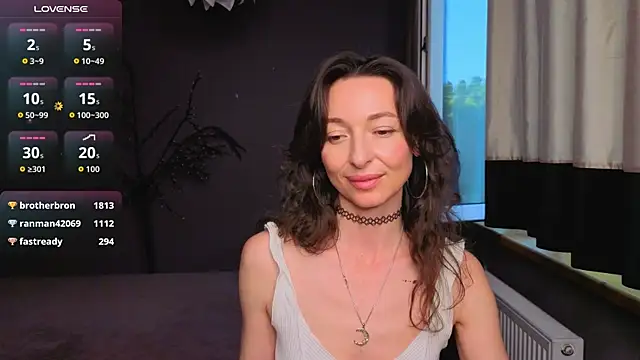 Kate_Millersi live