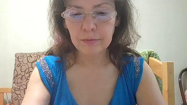 HollyJewel live