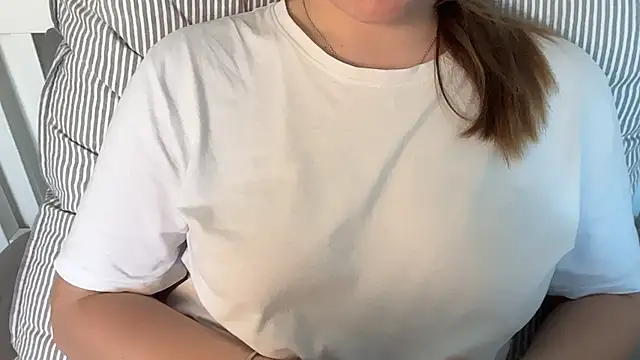 Lucyschickt live