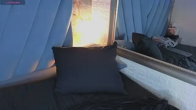 Meganisperfect69 live