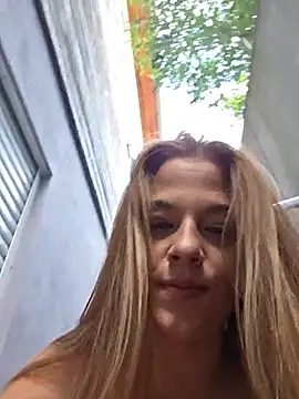 Luna_Lynn live