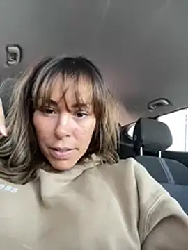 MommyGambit live