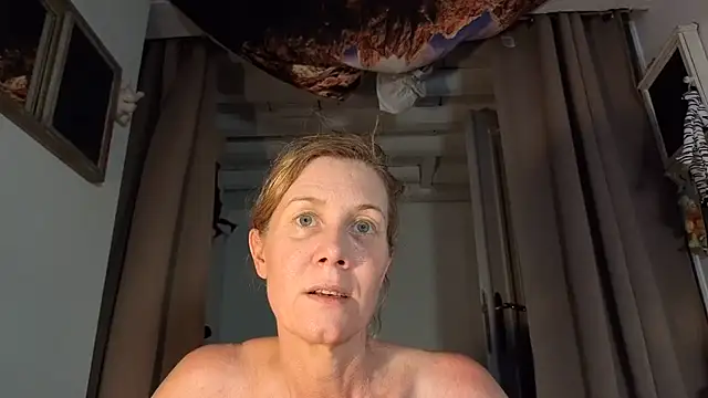 Lola_Belgium live