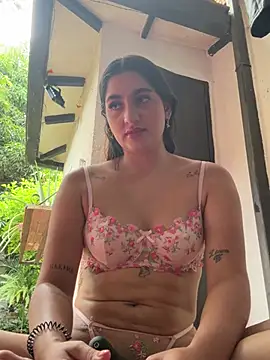 JasmineRhodes live