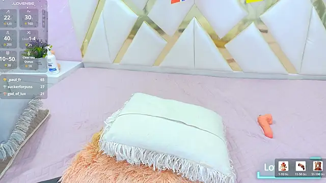 Sarah_blakee_ live