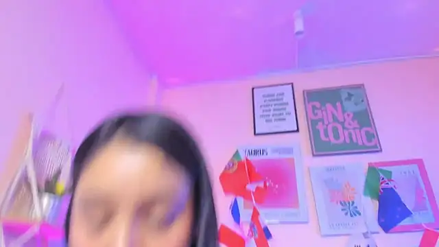 caroline__muller live