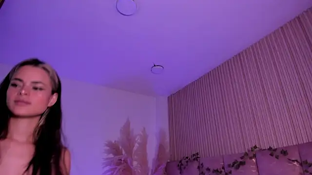 HannaRhodes live