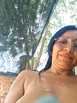maturexxxnaughty live