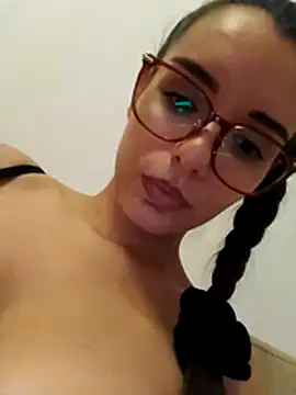 baby_sweet_girl_ live