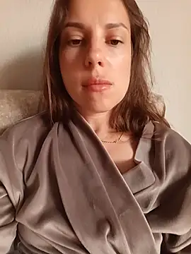 She-Moon live