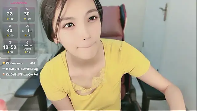 Vicki_Baby live