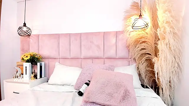isa_croft_ live