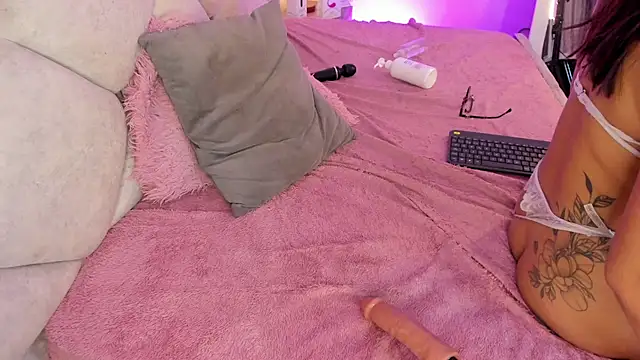 alessiaferry live