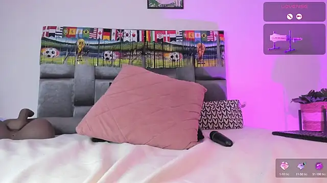 Lia_johnsonn live