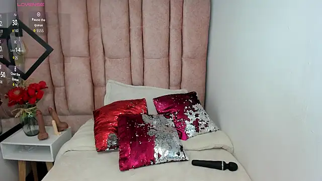 Issa_Milf__ live